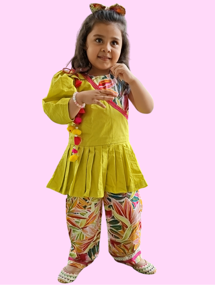 Custom design by Online Darzi