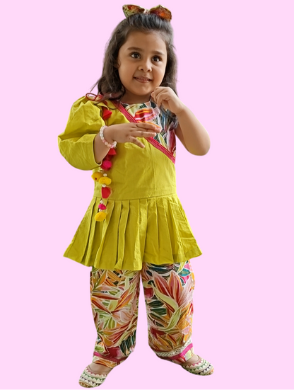 Custom design by Online Darzi