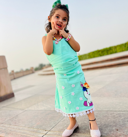 Custom design by Online Darzi