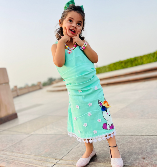 Custom design by Online Darzi